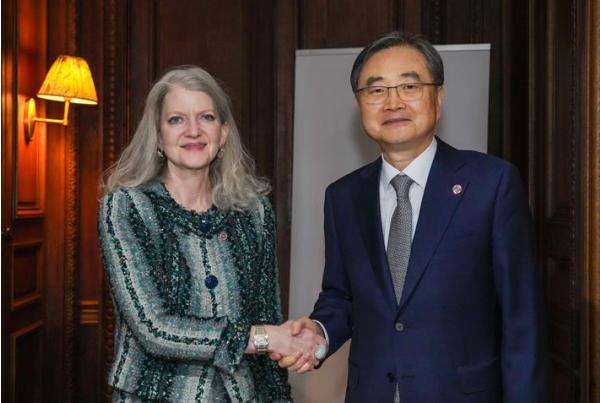 조현 외교장관, 美 국무부 정무차관 접견 기사 이미지